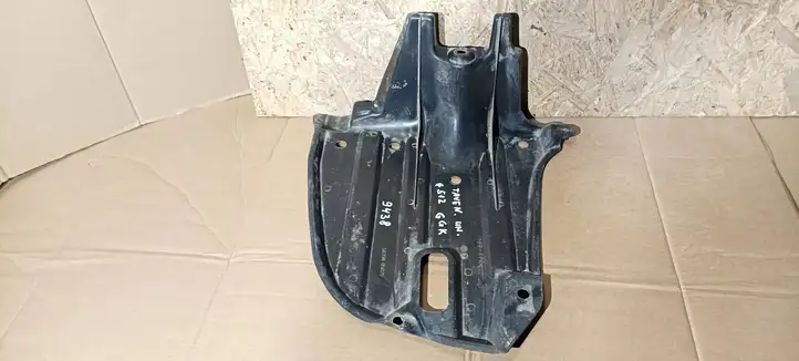 Toyota Avensis T250 (2003 - 2006) 5839805020 Защита заднего бампера — фото 7