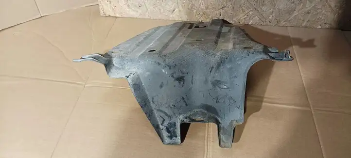 Toyota Avensis T250 (2003 - 2006) 5839805020 Защита заднего бампера — фото 12