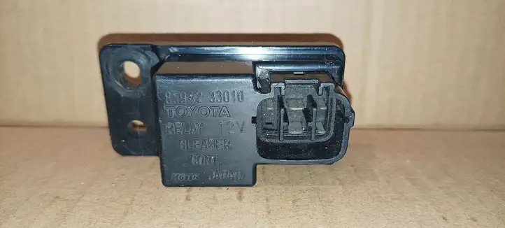 Toyota Corolla E110 (1995 - 2002) 8594203010 Реле омывателя фар — фото 3