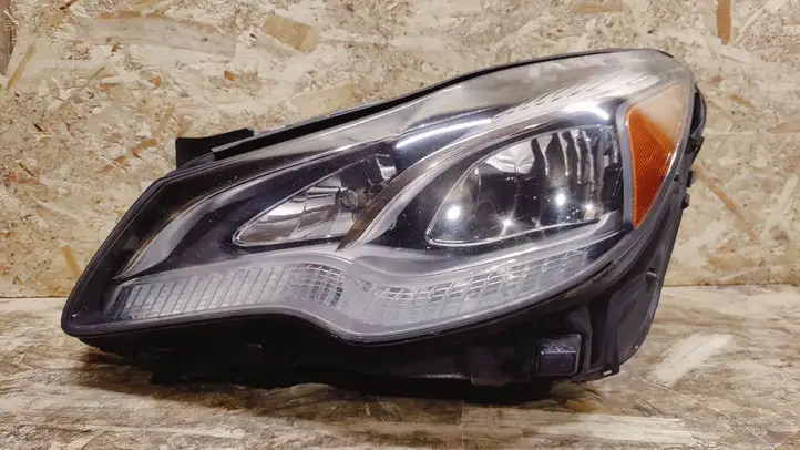 Mercedes-Benz E C207 W207 (2009 - 2017) A2078209561 Передняя фара — фото 1