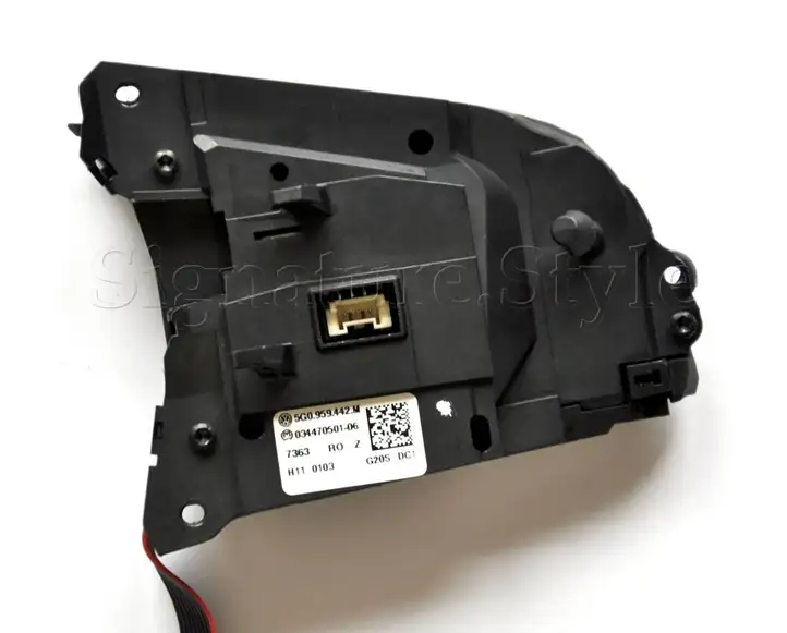 Volkswagen PASSAT B8 (2015 - ) 5G0959442M Кнопки на рулевом колесе — фото 3