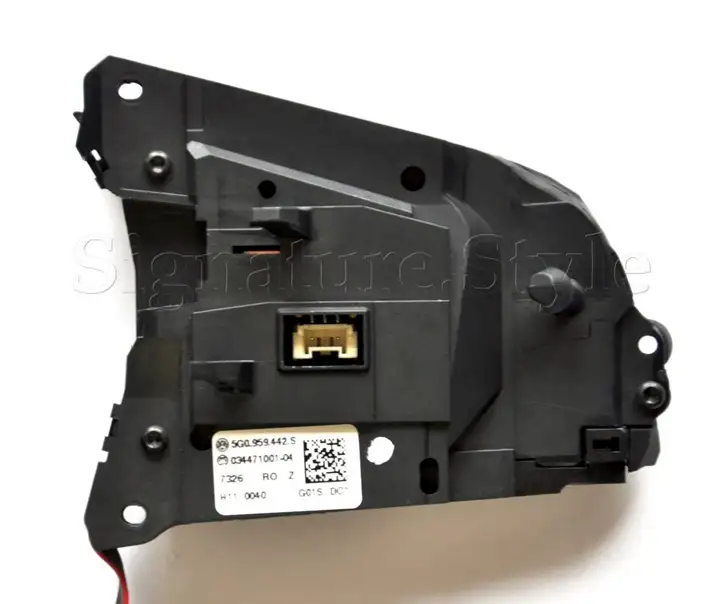 Volkswagen Golf Sportsvan (2017 - 2020) 5G0959442S Кнопки на рулевом колесе — фото 3