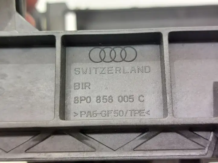 Audi A3/S3 8P (2008 - 2013) 8P0858005C Кронштейн GPS-навигатора — фото 5
