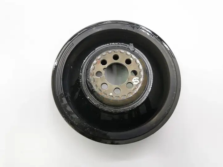 Audi A6 S6 C5 4B (1997 - 2001) 059105251M Шкив коленчатого вала — фото 1