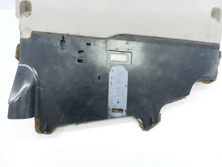 Audi A6 S6 C5 4B (1997 - 2001) 4B1857035A Вещевой ящик — фото 3