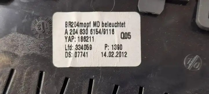 Mercedes-Benz C W204 (2007 - 2014) Отделка внутренней панели салона — фото 7