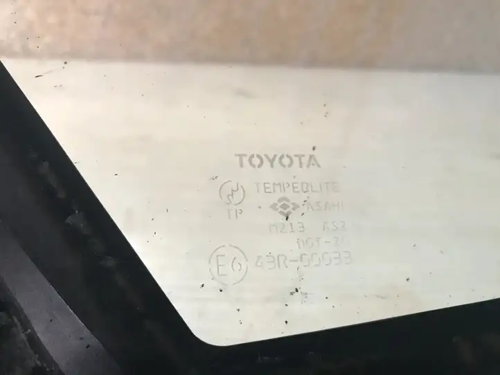 Toyota Corolla E110 (1995 - 2002) AS2 Заднее боковое стекло — фото 1