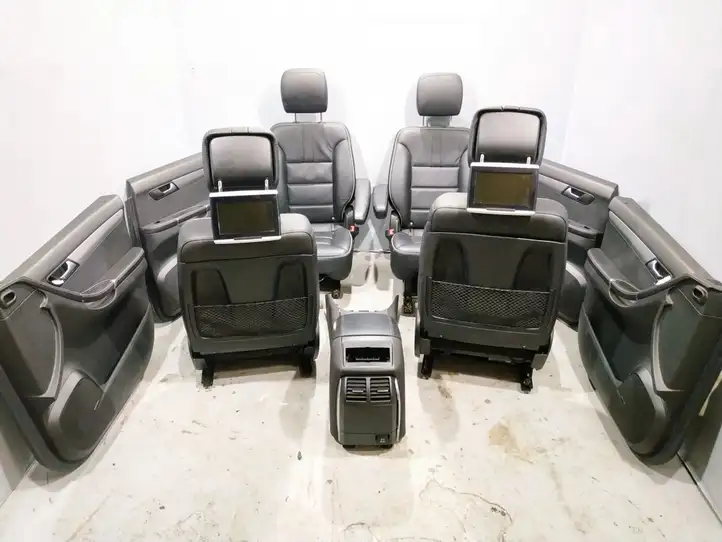 Mercedes-Benz R W251 (2005 - 2013) Комплект отделки дверей — фото 5