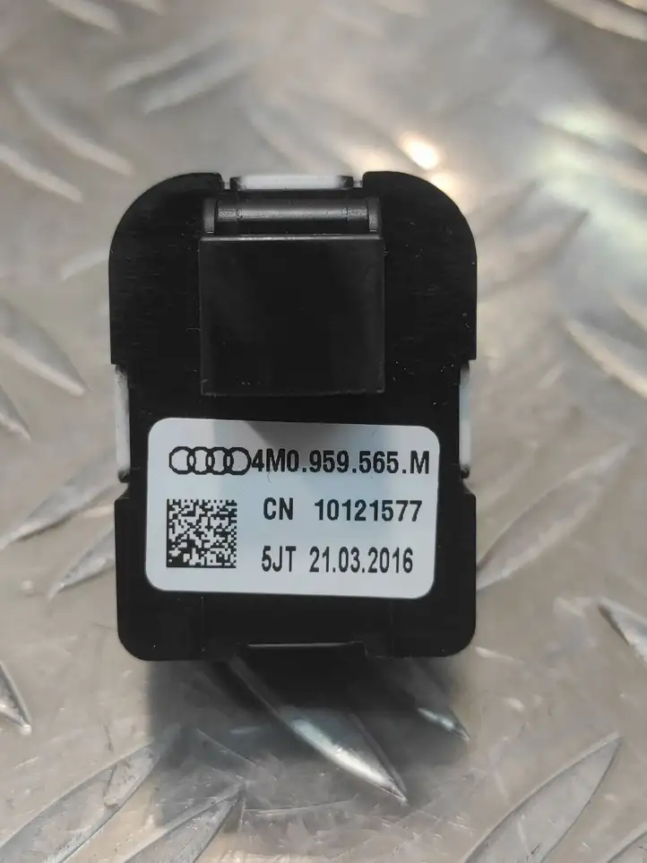 Audi A4 S4 B9 (2015 - 2019) K16A15182 Боковое зеркало с электроприводом — фото 14