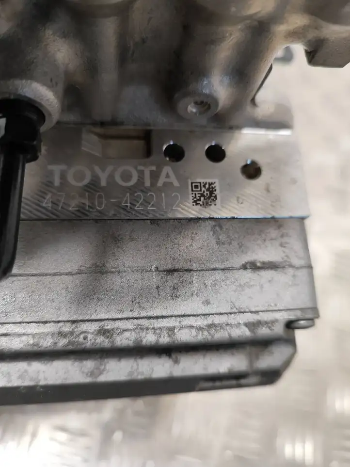 Toyota RAV 4 (XA50) (2018 - ) 4721042212 ABS блок — фото 5