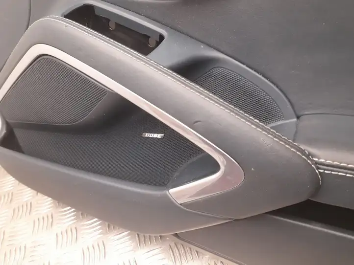 Porsche 911 991 (2011 - 2019) 991555722 Обшивка передней двери — фото 2