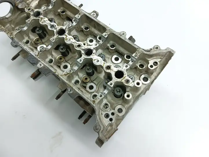 Toyota Corolla Verso AR10 (2004 - 2009) 22C28056 Головка блока цилиндров — фото 2