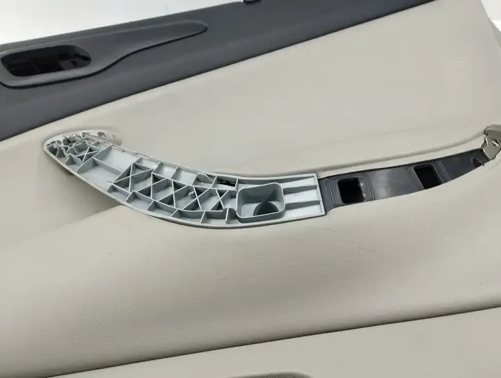 Citroen C5 (2008 - 2017) 21954400 Обшивка задней двери — фото 4