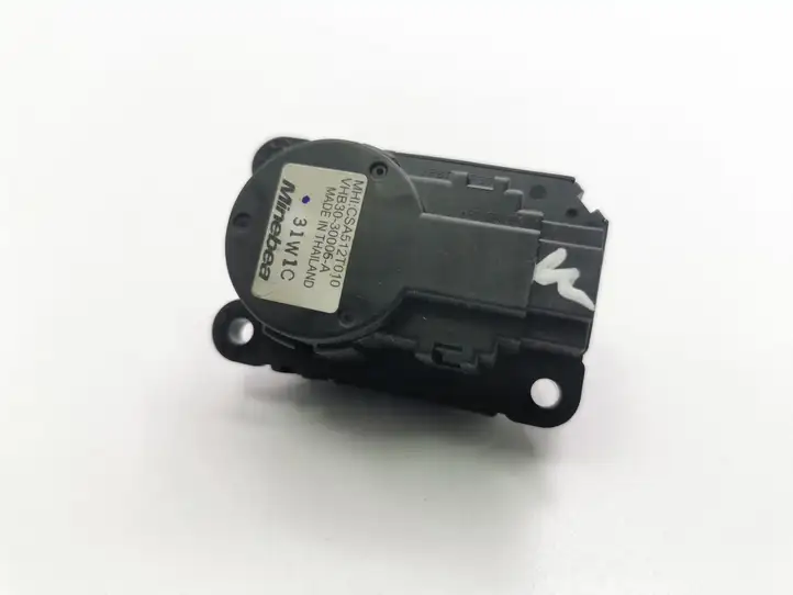 Mitsubishi Outlander (2012 - 2014) CSA512T010 Двигатель задвижки потока воздуха — фото 1