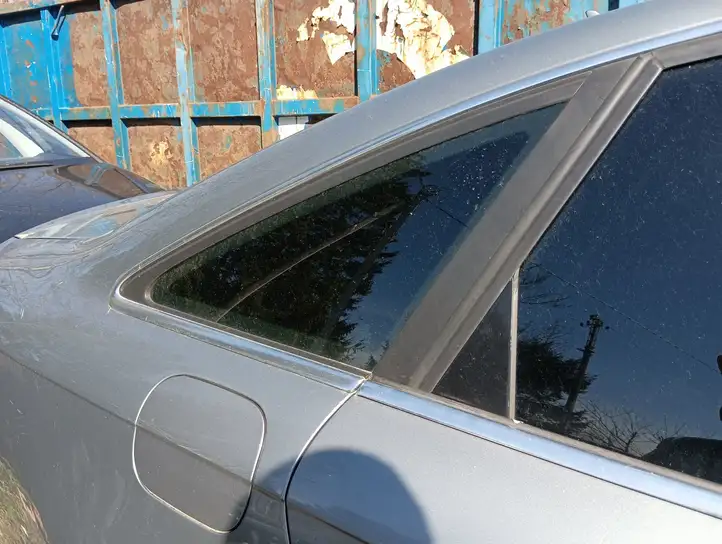 Audi A6 S6 C6 4F (2008 - 2011) Заднее боковое стекло — фото 4