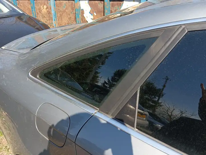 Audi A6 S6 C6 4F (2008 - 2011) Заднее боковое стекло — фото 5