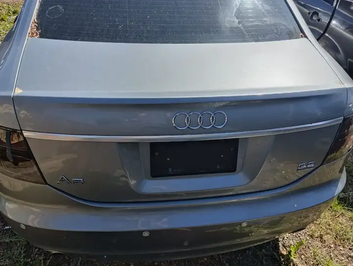 Audi A6 S6 C6 4F (2008 - 2011) Крышка багажника — фото 1