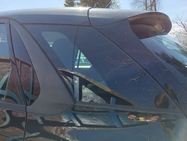 Citroen C4 Grand Picasso (2013 - 2016) Заднее боковое стекло — фото 3