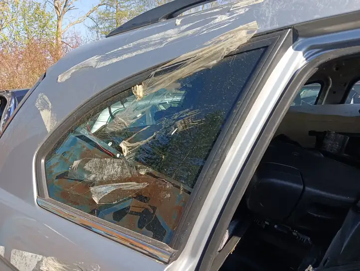 Chevrolet Captiva (2006 - 2011) Заднее боковое стекло — фото 2