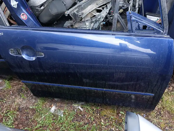Mazda 5 (2005 - 2010) Дверь — фото 1