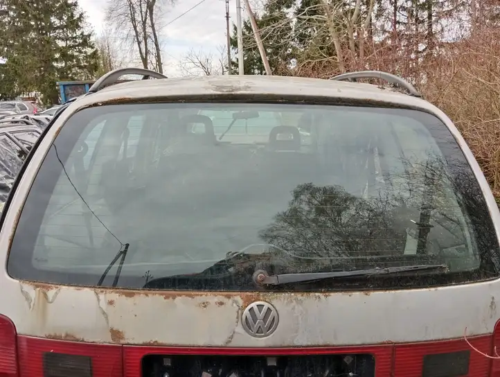 Volkswagen Sharan (2003 - 2010) Заднее стекло — фото 1