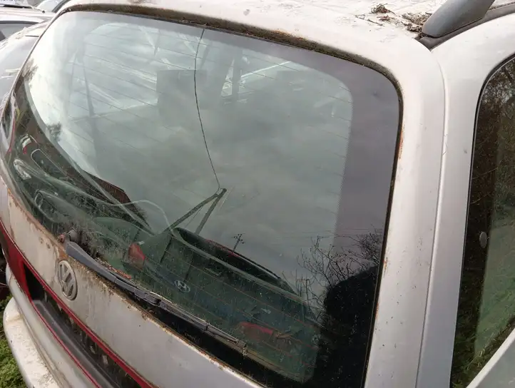 Volkswagen Sharan (2003 - 2010) Заднее стекло — фото 3