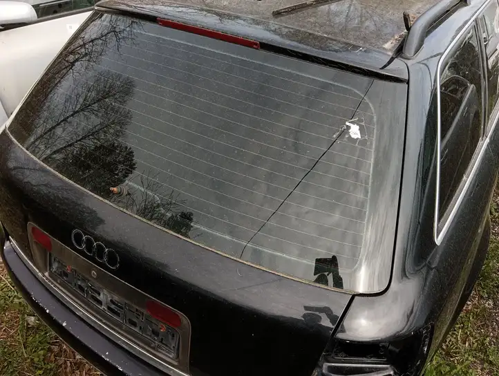 Audi A6 S6 C5 4B (1997 - 2001) Крышка багажника — фото 2