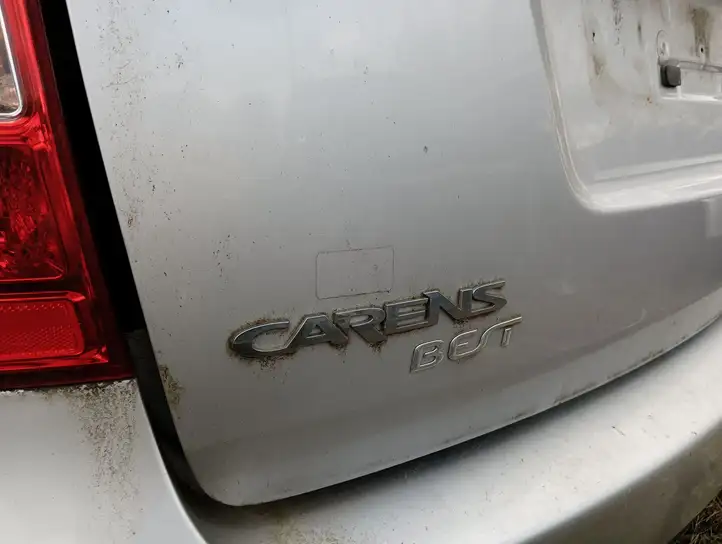 Kia Carens II (2006 - 2012) Крышка багажника — фото 3