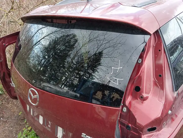 Mazda 5 (2005 - 2010) Крышка багажника — фото 6