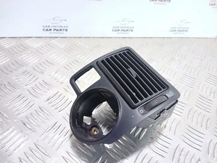 Volkswagen Golf IV (1998 - 2005) 1J1819983B Боковой воздушный дефлектор — фото 1