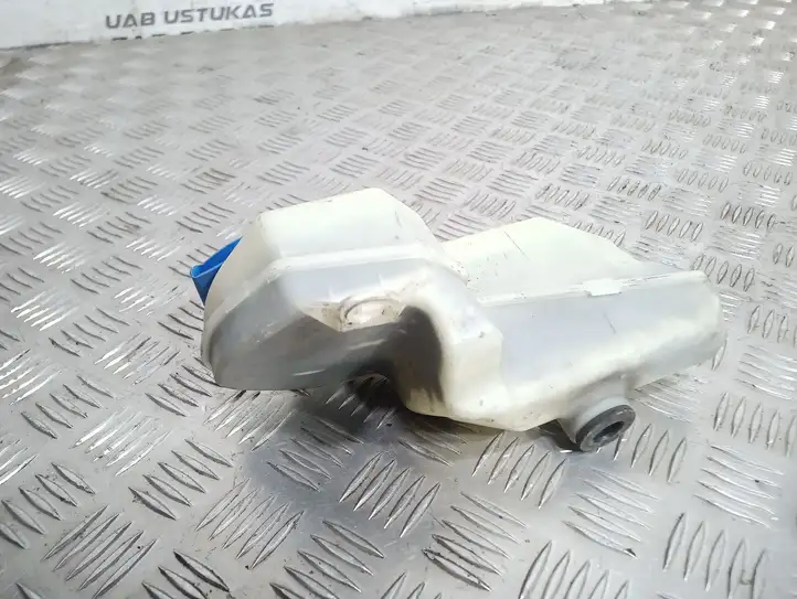 Audi A4 S4 B7 8E 8H (2004 - 2009) 8E0955451 Бачок омывателя стекла — фото 2
