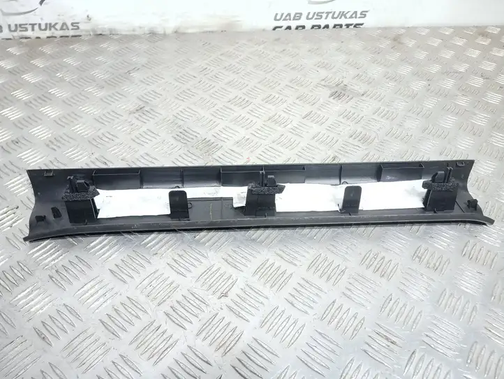 Mazda CX-7 (2009 - 2014) EG2168720 Внутренняя отделка переднего порога — фото 3