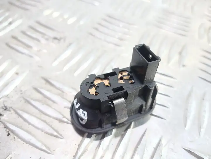 Opel Astra G (1998 - 2004) 90561388 Блок кнопок стеклоподъемников — фото 2
