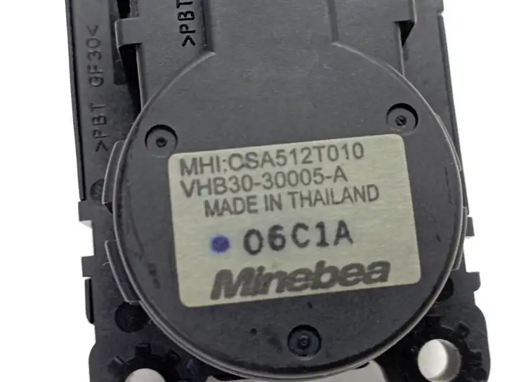 Mitsubishi ASX (2010 - 2016) CSA512T010 Двигатель задвижки потока воздуха — фото 4