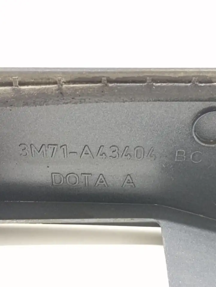 Mazda 2 (2003 - 2007) 3M71A43404BC Подсветка номера — фото 4
