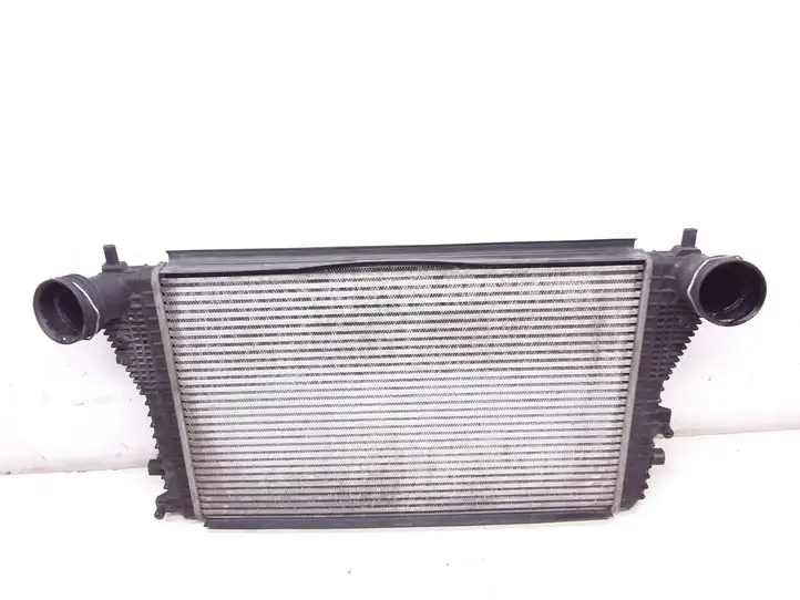 Skoda Octavia Mk2 (1Z) (2004 - 2013) 1K0145803L Интеркулер — фото 1