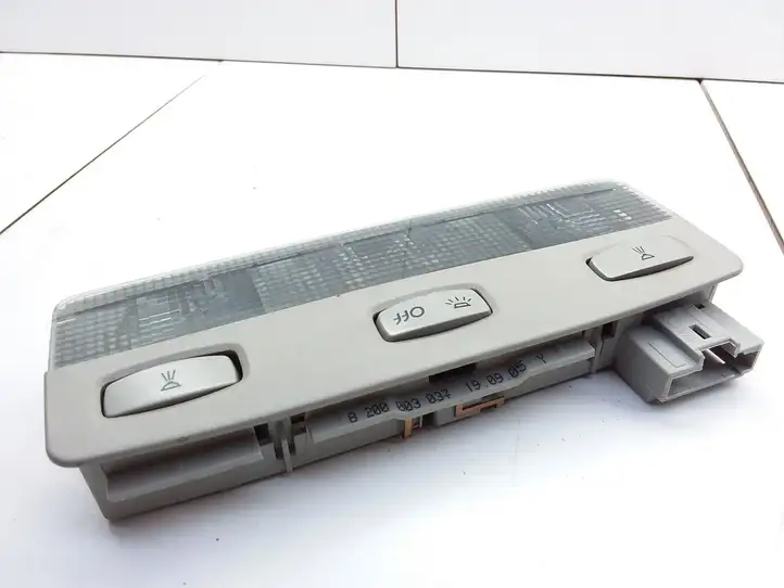 Renault Espace - Grand espace IV (2004 - 2014) 8200003037 Передняя подсветка — фото 3