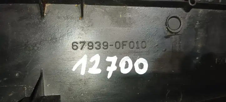 Toyota Corolla Verso AR10 (2004 - 2009) 679290F010 Верхняя обшивка у окна — фото 8