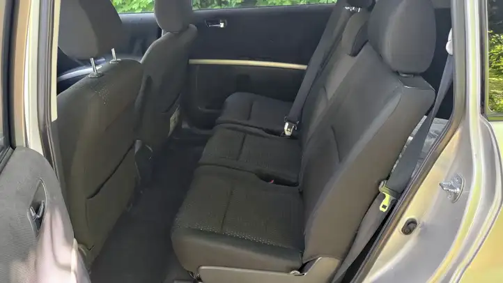 Toyota Corolla Verso AR10 (2004 - 2009) Комплект отделки дверей — фото 2