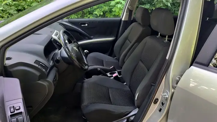 Toyota Corolla Verso AR10 (2004 - 2009) Комплект отделки дверей — фото 4