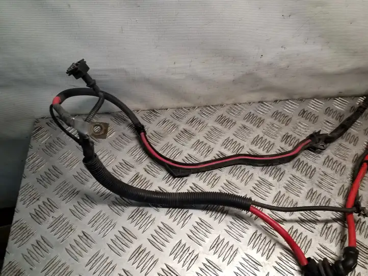 Mini One Cooper Coupe R56 (2004 - 2014) 7627856 Плюсовой провод аккумулятора — фото 3