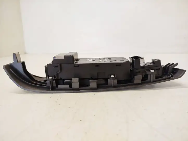 Honda Civic (2006 - 2011) M34938 Кнопка стеклоподъемников — фото 3