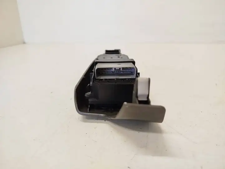 Honda Civic (2006 - 2011) M34938 Кнопка стеклоподъемников — фото 4