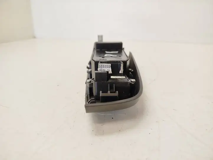 Honda Civic (2006 - 2011) M34938 Кнопка стеклоподъемников — фото 5
