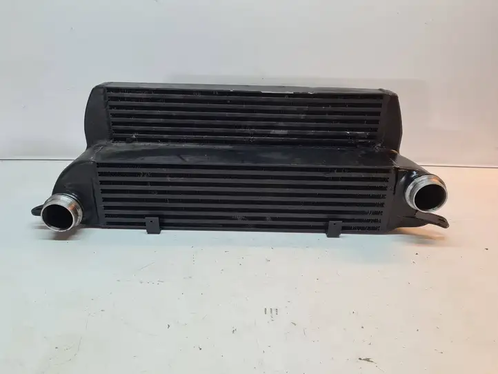 BMW 5 E60 E61 (2004 - 2010) Acc5067r-21-0811 Интеркулер — фото 1