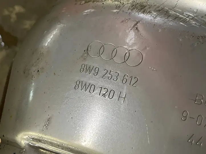 Audi A4 S4 B9 (2015 - 2019) 8W9253611 Глушитель — фото 6