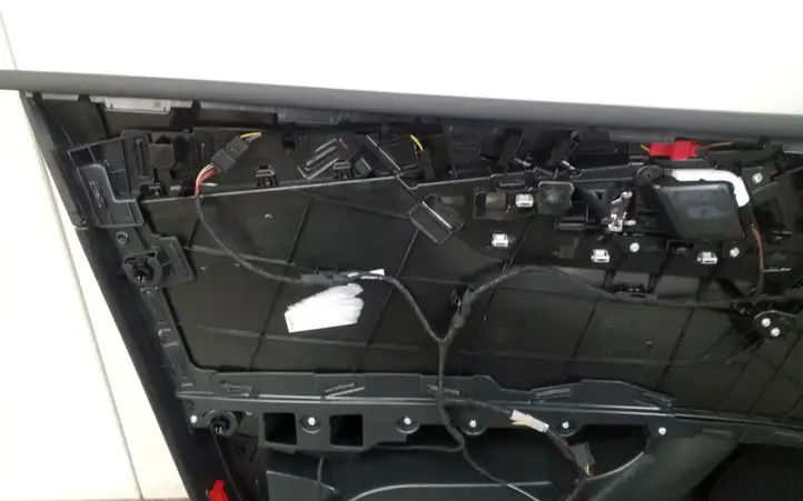Audi A4 S4 B9 8W (2019 - ) 8W0867118 Обшивка передней двери — фото 2