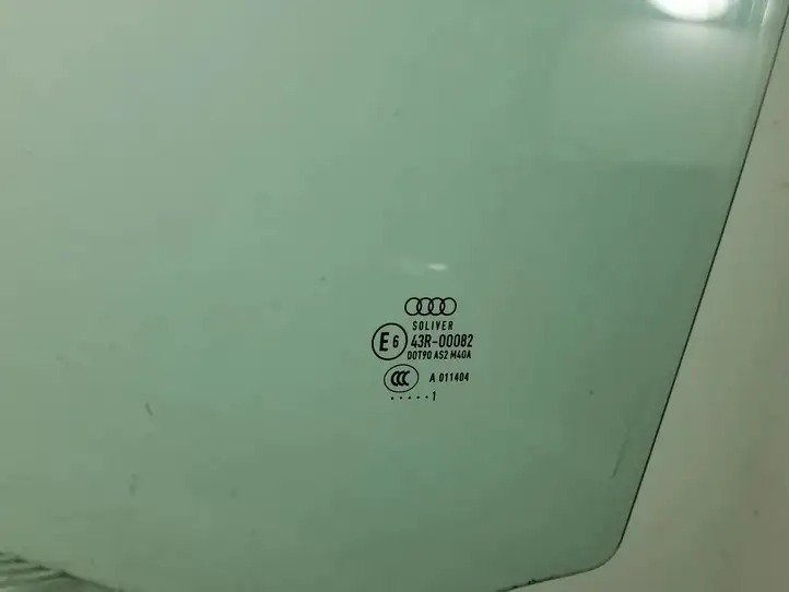 Audi A1 (2010 - 2014) Стекло передней двери — фото 2