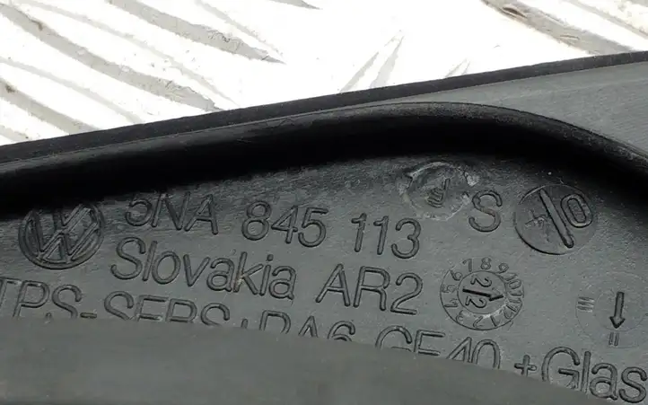 Volkswagen Tiguan (2016 - 2020) 5NA845113S Форточка двери — фото 4