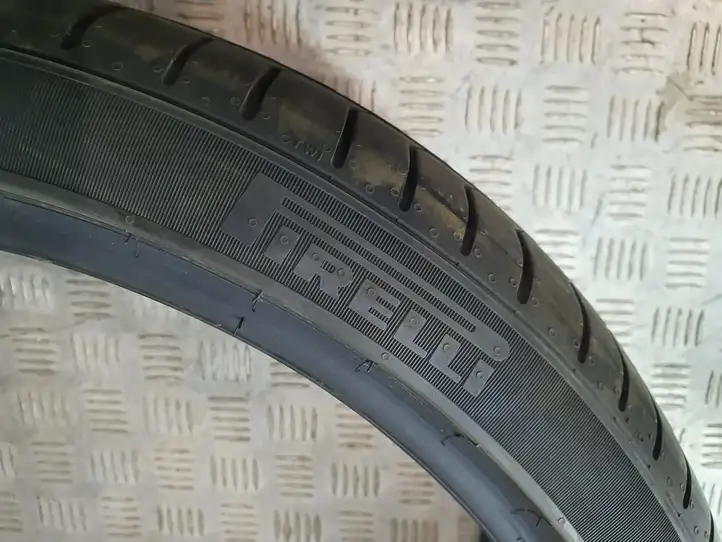 Mini One Cooper F56 F55 (2012 - 2022) PIRELLI Летняя шина R20 — фото 2